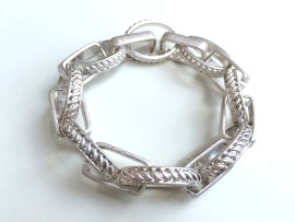 boxed chain silver